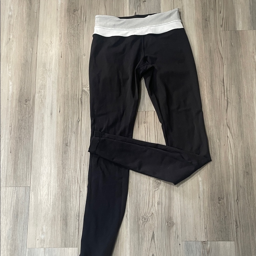 Womens lululemon Black and White Leggings